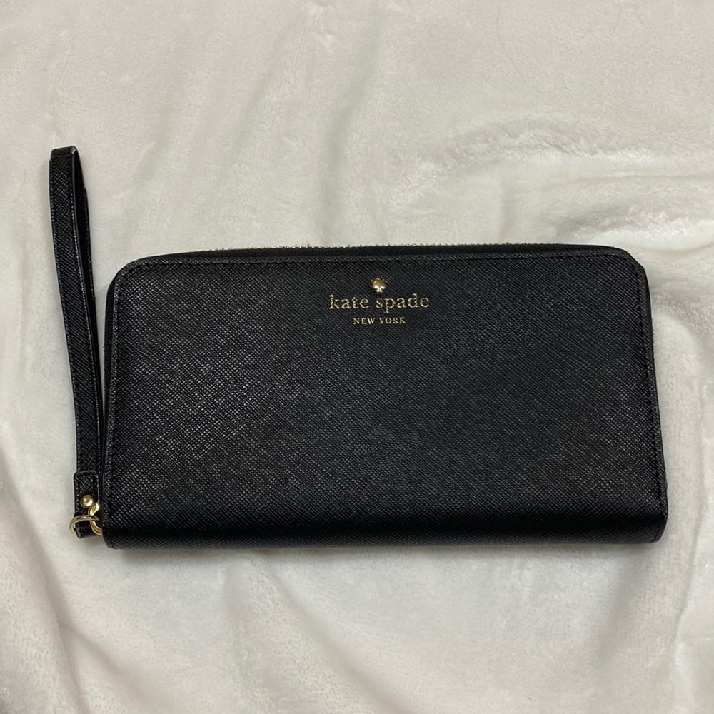 Black Kate Spade wallet